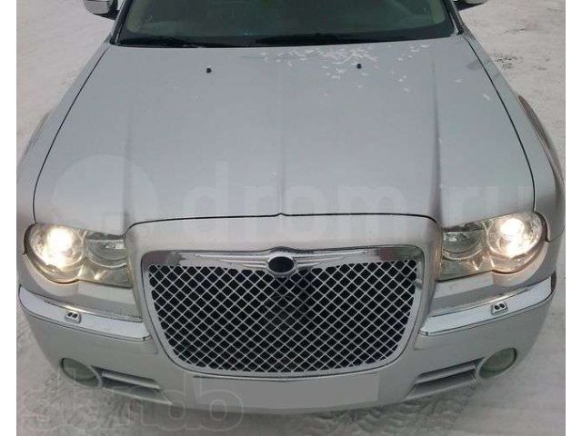 Продам Chrysler 300C, 2005 год в городе Сургут, фото 6, стоимость: 650 000 руб.