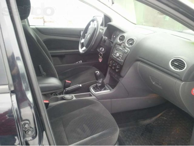 Продается автомобиль Ford Focus 2007 года выпуска в городе Мурманск, фото 3, стоимость: 370 000 руб.