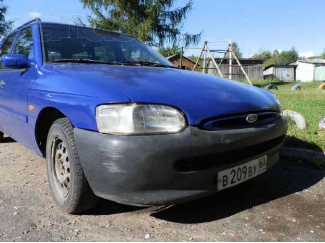 Ford-Escort кузов-униаерсал в городе Пыталово, фото 6, стоимость: 100 000 руб.