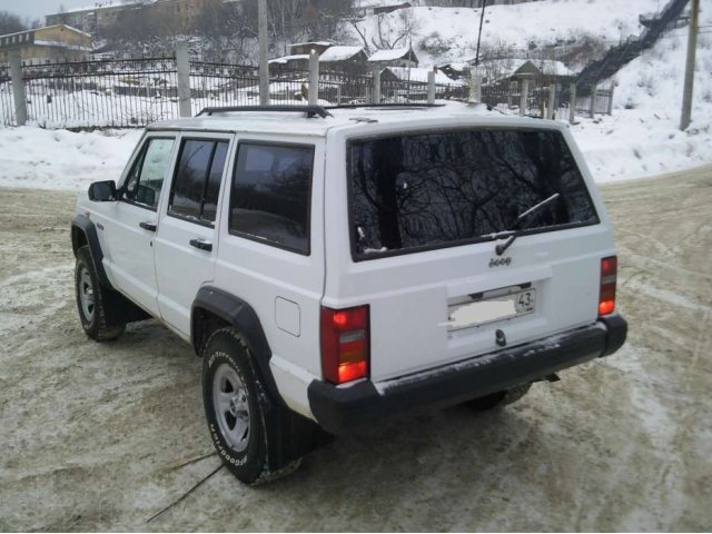 Jeep Cherokee (Полный внедорожник) в городе Киров, фото 5, стоимость: 180 000 руб.