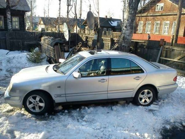 Продам или обменяю Mercedes-benz E230 в городе Вологда, фото 1, стоимость: 230 000 руб.