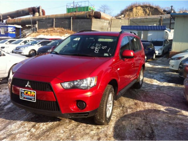 Mitsubishi Outlander, 2010 год в городе Владивосток, фото 8, Приморский край