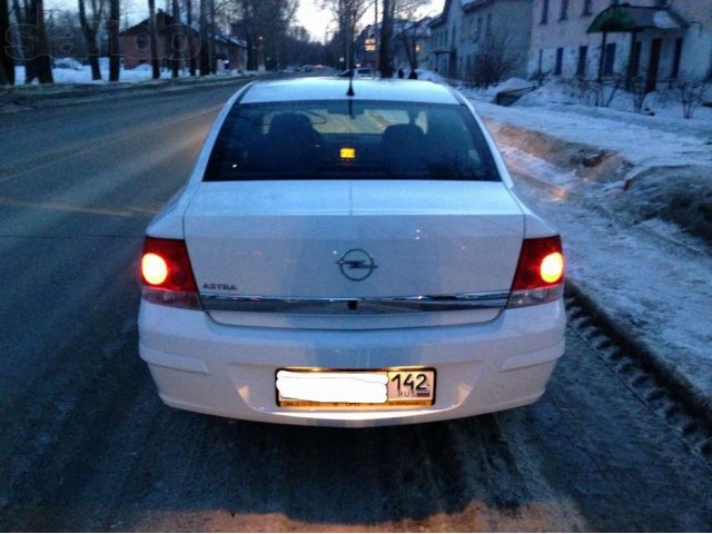 Продам Opel Astra 2011г в городе Кемерово, фото 5, Кемеровская область