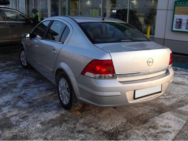 Продам Opel Astra H седан в городе Клин, фото 3, стоимость: 379 000 руб.