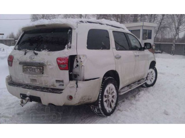 Toyota Sequoia 2010 в городе Казань, фото 4, Toyota