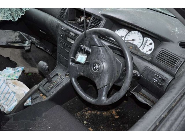 Toyota Corolla Runx, 2002 в городе Курган, фото 2, Транспорт на запчасти