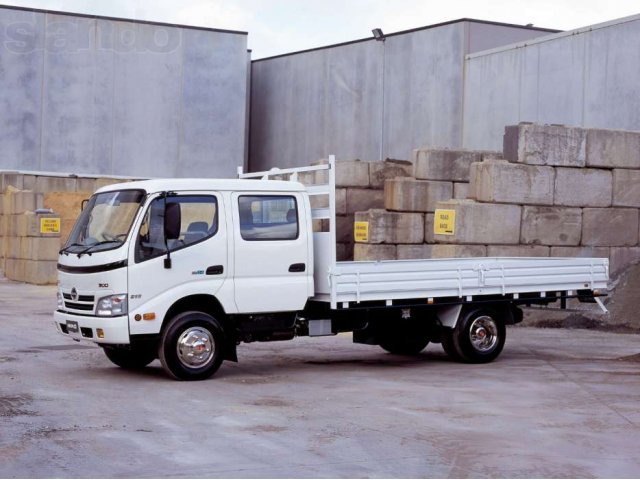 Hino 300 Crew Crab (Шасси) в городе Химки, фото 1, стоимость: 1 725 000 руб.