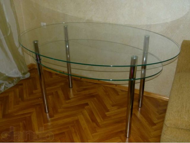 Стол стеклянный в городе Саратов, фото 1, Мебель для кухни и посуда