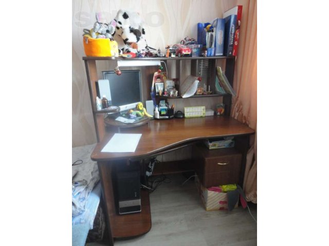 Продается компьютерный стол + книжный пенал (СРОЧНО ) в городе Салават, фото 1, Столы