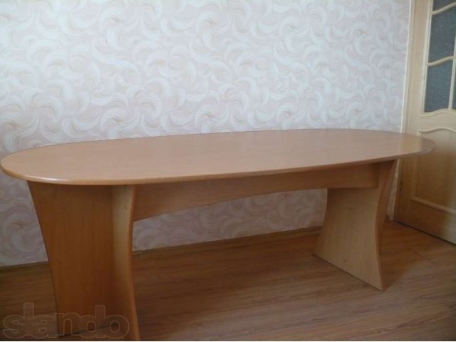 Большой, красивый, уютный стол ищет нового хозяина! в городе Находка, фото 1, стоимость: 3 200 руб.