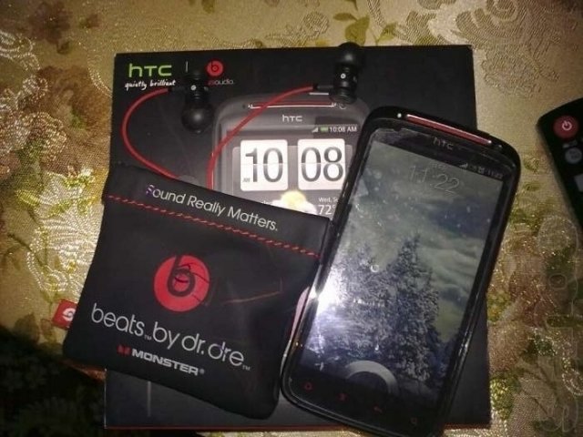 Продаю HTC Sensation XE c наушниками beats audio в городе Сыктывкар, фото 1, Коми