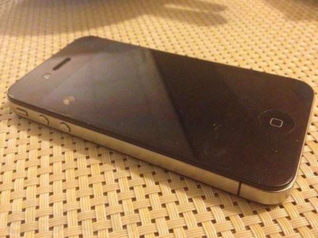 Iphone 4 32gb Black в городе Благовещенск, фото 1, стоимость: 17 000 руб.