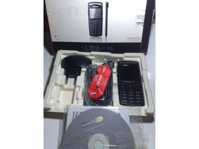 Samsung SGH-X820 Ultra, рабочий, треснул корпус в городе Сургут, фото 3, Мобильные телефоны