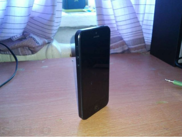 Продам iPhone 5 срочно!!! в городе Благовещенск, фото 1, стоимость: 12 000 руб.