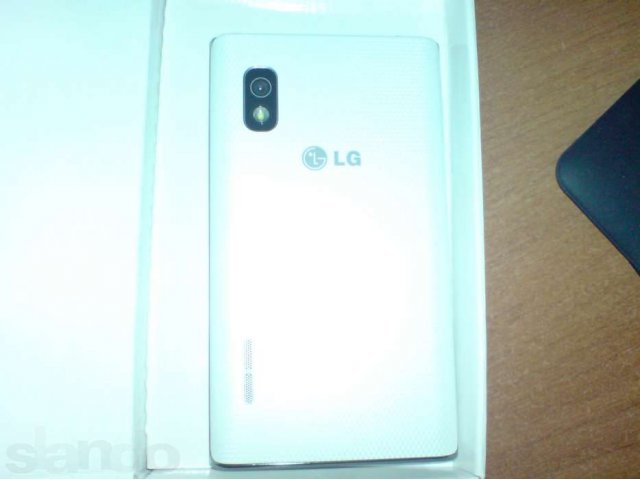 новый LG L5 белый в городе Чита, фото 2, стоимость: 6 000 руб.