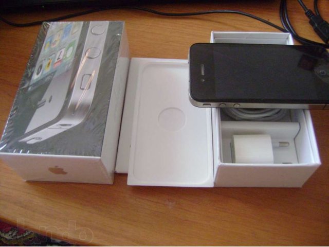 iPhone 4 Новый в городе Новокузнецк, фото 1, Мобильные телефоны