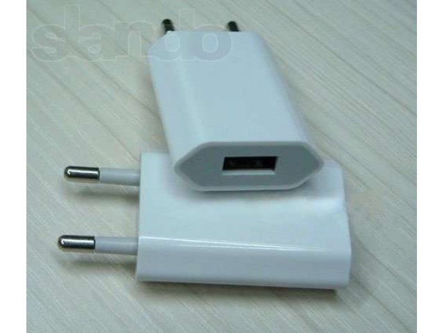 Вилка-зарядник Apple USB Новые и другое в городе Челябинск, фото 1, стоимость: 299 руб.