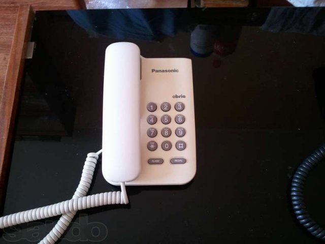 Проводной телефон Panasonic Kx-Ts2360Ruw в городе Нижний Новгород, фото 1, стоимость: 200 руб.