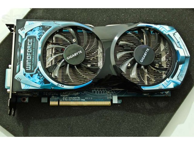 Видеокарта PCI-E игровая Radeon HD6850 / 1GB DDR5 Gigabyte в городе Десногорск, фото 1, Видеокарты