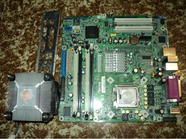Материнская плата + Intel Pentium 4 630 в городе Волжский, фото 1, Материнские платы