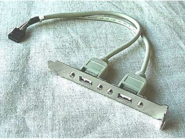 Продам USB косичка, планка в задний отсек корпуса в городе Саратов, фото 1, стоимость: 20 руб.