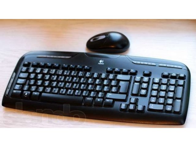 Беспроводная клавиатура и мышь logitech в городе Санкт-Петербург, фото 1, стоимость: 500 руб.