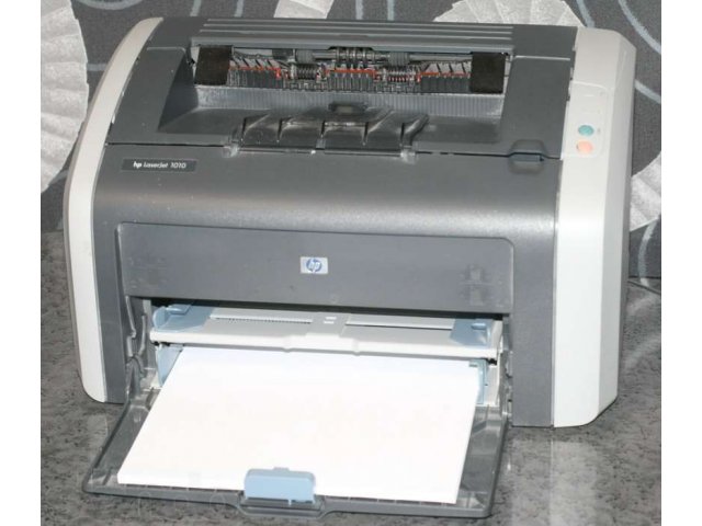 Принтер лазерный HP laserjet 1010 в городе Нефтеюганск, фото 1, стоимость: 2 500 руб.