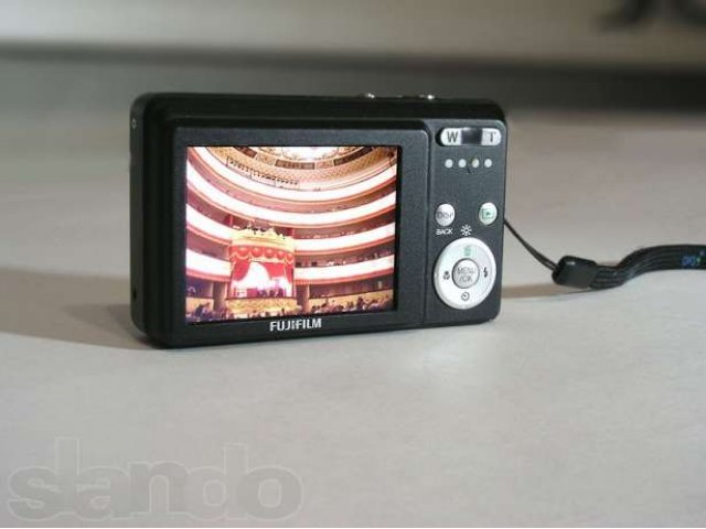 Fujifilm FinePix J10- стильный миниатюрный алюминиевый фотоаппарат в городе Санкт-Петербург, фото 2, Ленинградская область