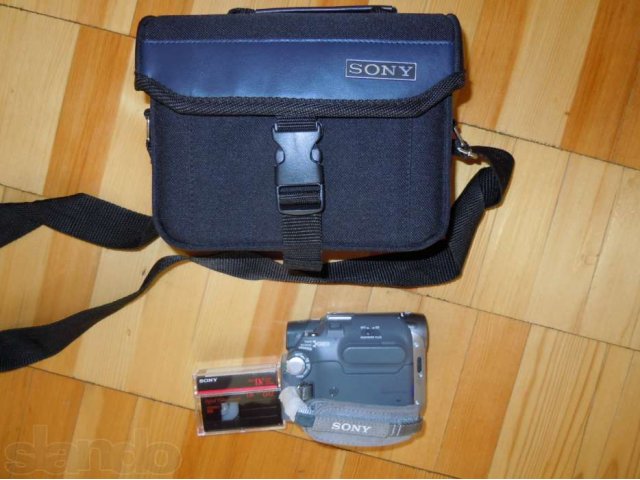 видеокамера пленочная SONY DCR-HC33E в городе Красноярск, фото 3, стоимость: 4 000 руб.