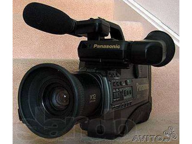 Видеокамера формата S-VHS Panasonic NV-MS4 в городе Саратов, фото 1, стоимость: 25 000 руб.