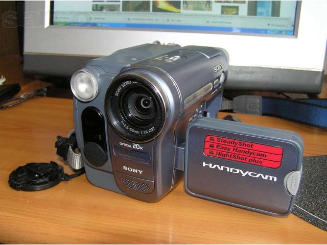 SONY Ccd-Trv428E Handycam (hi8, 20xZoom; ДУ; 2.5; SP; LP) в городе Жуковский, фото 1, Видеокамеры