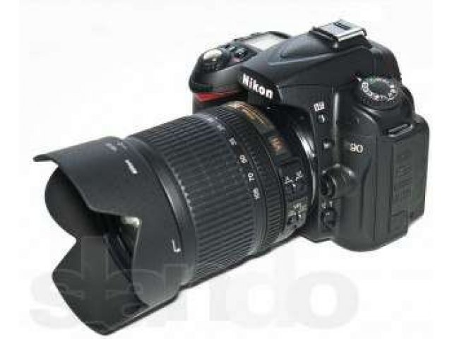 Nikon D90 Kit 18-105mm VR полный комплект гарантия год в городе Самара, фото 1, стоимость: 22 000 руб.