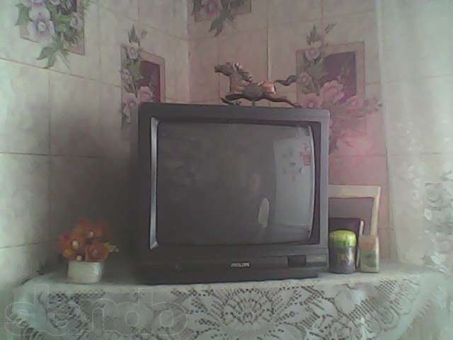 Продаю телевизор philips и подставку. в городе Салават, фото 1, стоимость: 2 000 руб.