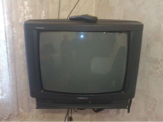 Продам телевизор Samsung ЭЛТ 51 см в городе Ижевск, фото 1, стоимость: 2 000 руб.