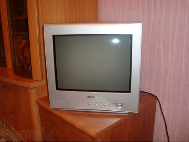 Продам отличный телевизор Samsung б/у в городе Балаково, фото 1, стоимость: 2 500 руб.