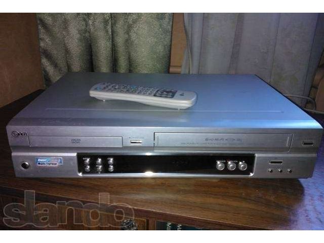 Продам LG Проигрыватель LG DC365 + 3О видеокассет VHS в городе Тюмень, фото 1, стоимость: 2 900 руб.