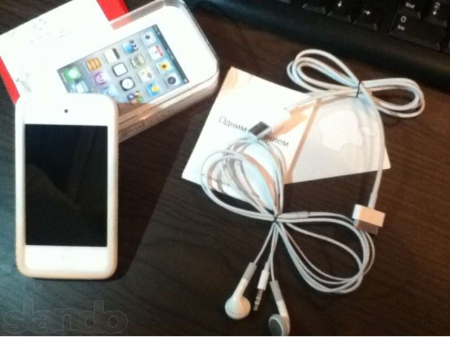 Продам Apple Ipod touch 4g 32gb white в городе Ижевск, фото 1, стоимость: 7 500 руб.