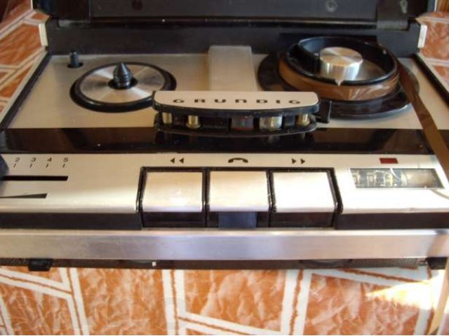 Диктофон grundig фрг 1970 год в городе Челябинск, фото 2, Челябинская область