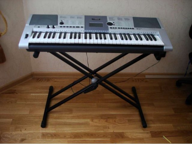 продам синтезатор Yamaha PSR-E403 в городе Мытищи, фото 1, Прочая аудиотехника