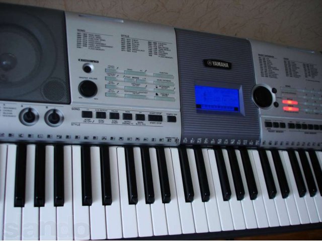 продам синтезатор Yamaha PSR-E403 в городе Мытищи, фото 2, Московская область