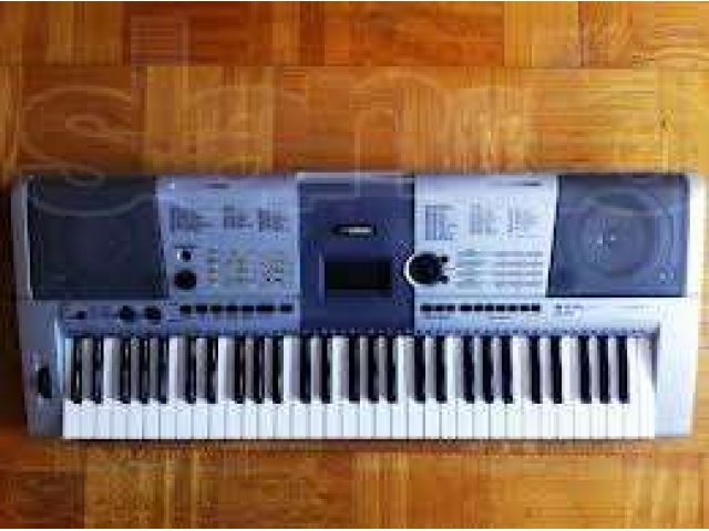 Yamaha PSR-E403 в городе Киров, фото 2, Кировская область