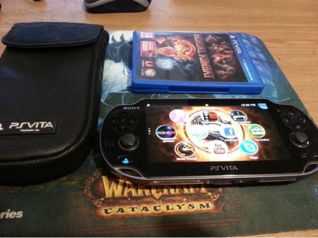 PS Vita WiFi + игры + флешка + чехол в городе Туапсе, фото 1, стоимость: 10 000 руб.