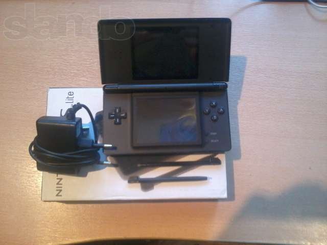 Продам NintendoDS lite в городе Иваново, фото 1, Игровые приставки