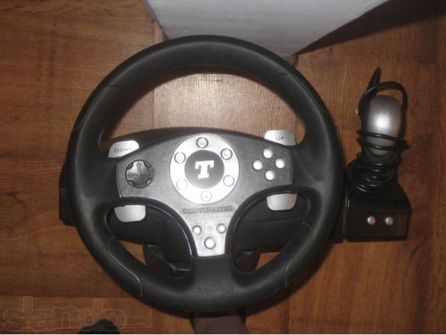 Руль thrustmaster в городе Тюмень, фото 1, стоимость: 3 000 руб.