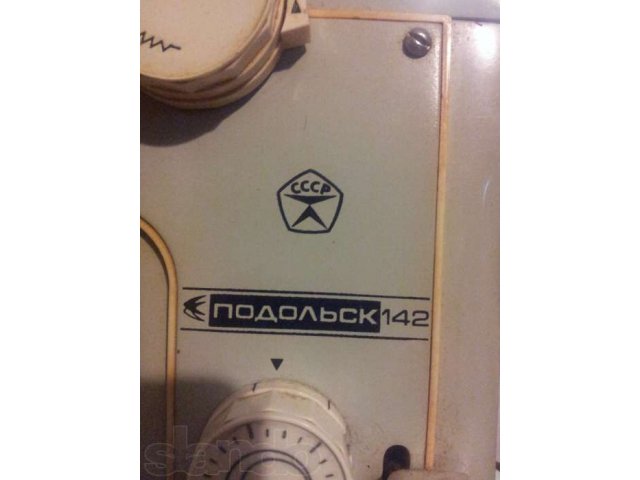 Продаю швейную машинку Подольск-142 (ножной привод) в городе Москва, фото 5, Московская область