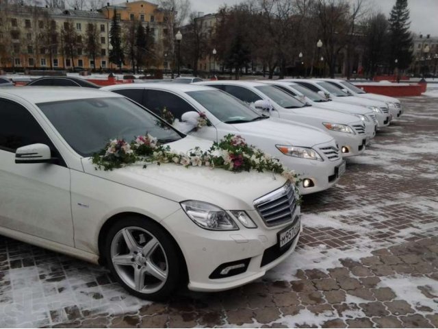 Прокат белоснежных автомобилей на свадьбу и услуг трансфера в городе Волгоград, фото 2, Волгоградская область