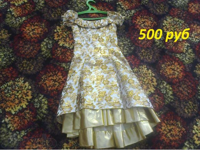 продам платья в городе Кумертау, фото 1, стоимость: 500 руб.