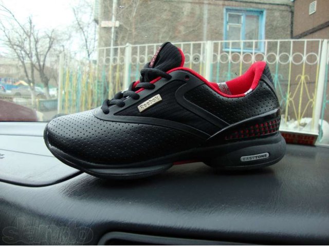 Кроссовки Reebok EasyTone Black в городе Красноярск, фото 1, стоимость: 2 300 руб.