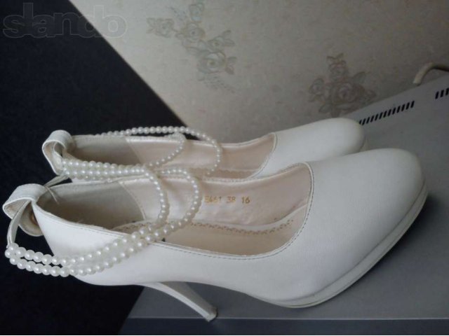 Туфли белые в городе Ялуторовск, фото 2, Тюменская область
