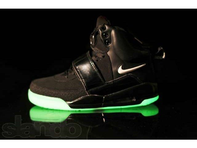 кроссовки Nike air yeezy в городе Казань, фото 2, стоимость: 4 500 руб.